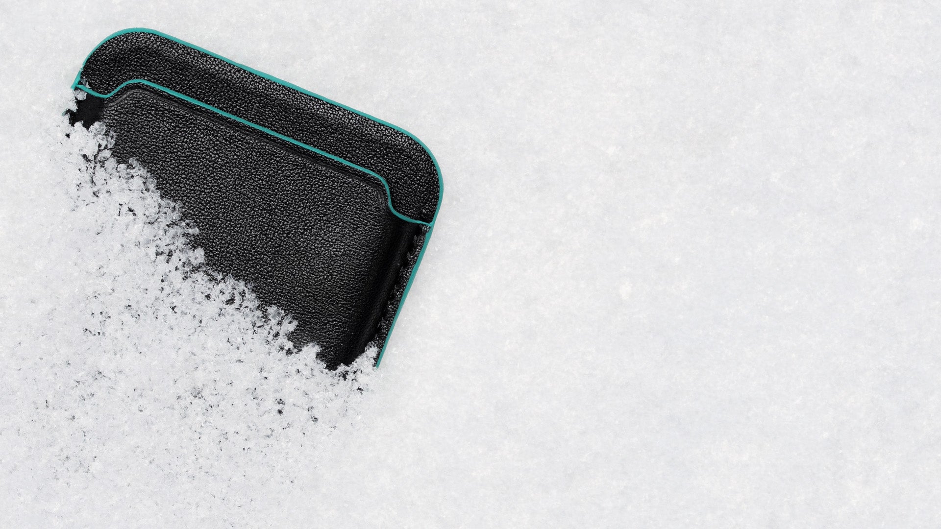 Tieks by gavrieli magnet wallet